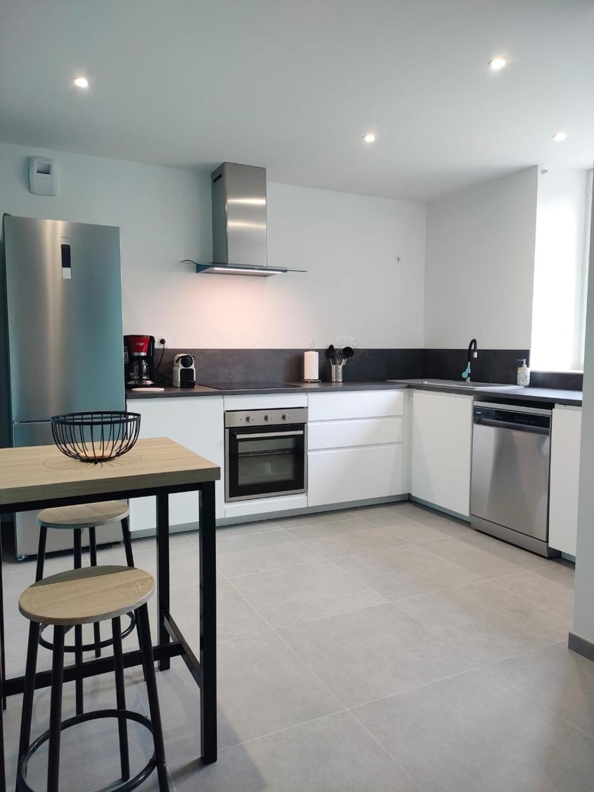Holiday home Atypique De Maubourg, De A 8 Personnes, Proche Depart Passerelle